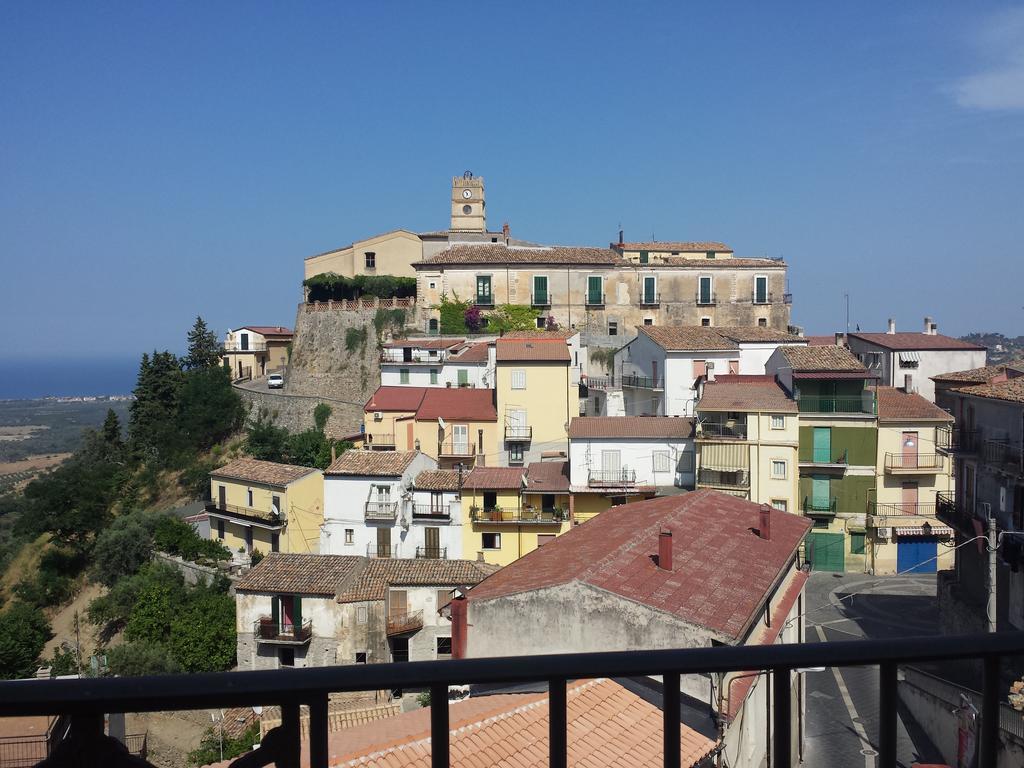 Palazzo Madeo - Residenza D'Epoca Bed & Breakfast Crosia Luaran gambar