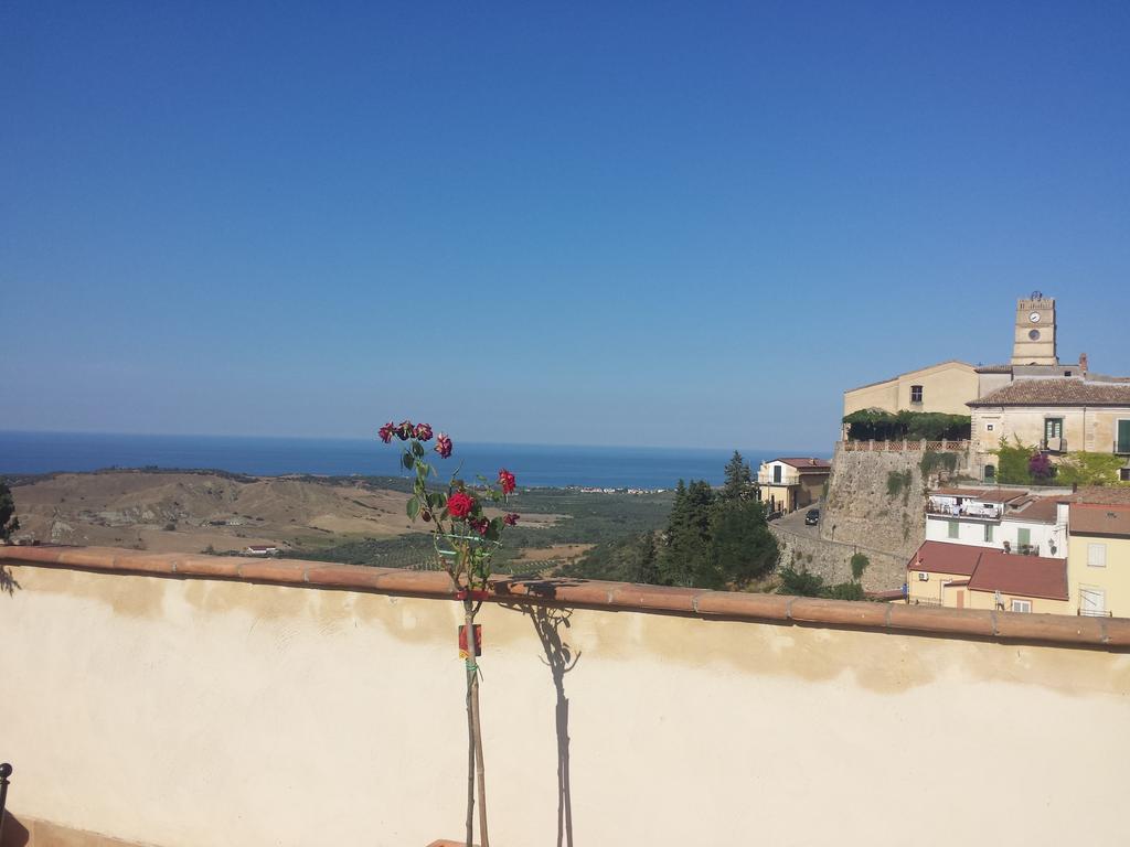 Palazzo Madeo - Residenza D'Epoca Bed & Breakfast Crosia Luaran gambar