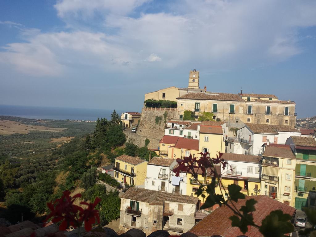 Palazzo Madeo - Residenza D'Epoca Bed & Breakfast Crosia Luaran gambar