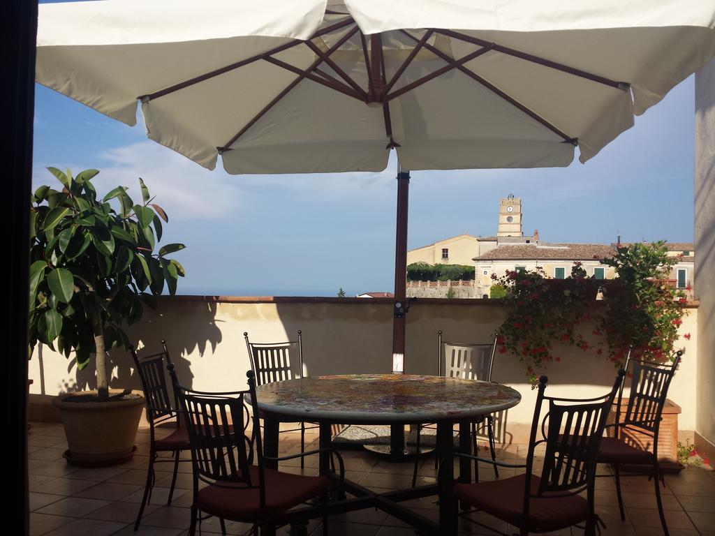 Palazzo Madeo - Residenza D'Epoca Bed & Breakfast Crosia Luaran gambar