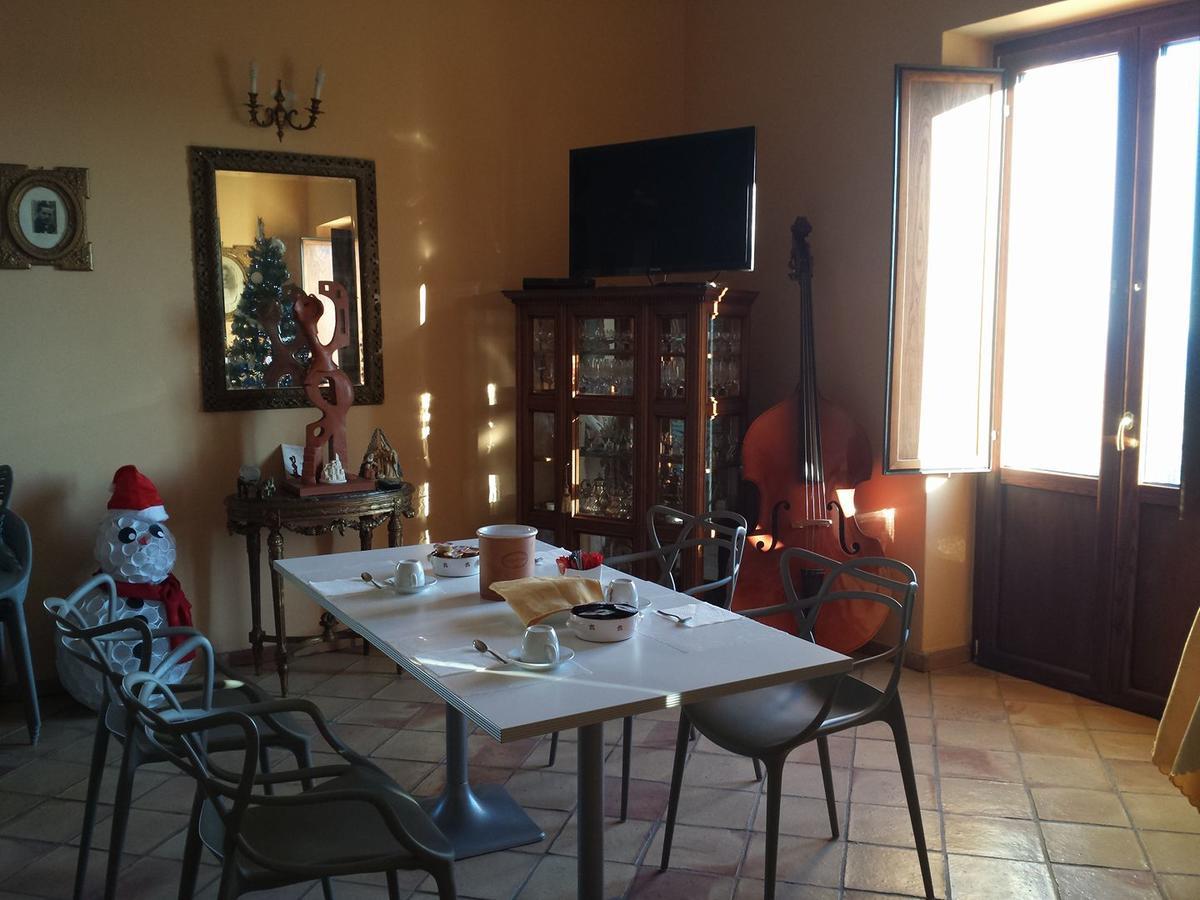 Palazzo Madeo - Residenza D'Epoca Bed & Breakfast Crosia Luaran gambar