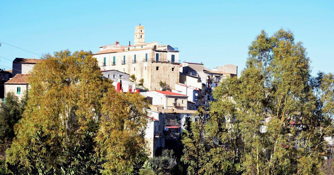 Palazzo Madeo - Residenza D'Epoca Bed & Breakfast Crosia Luaran gambar